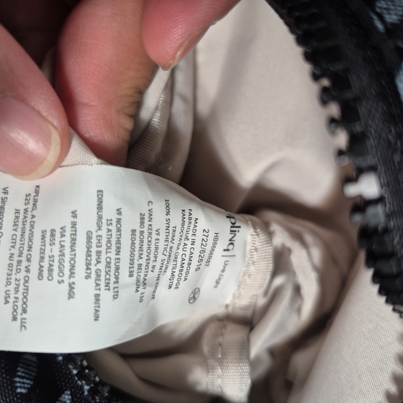 Kiplings Sebastian Ultimate Dots Rasp Dream Black Crossbody Purse - Picture 10 of 10